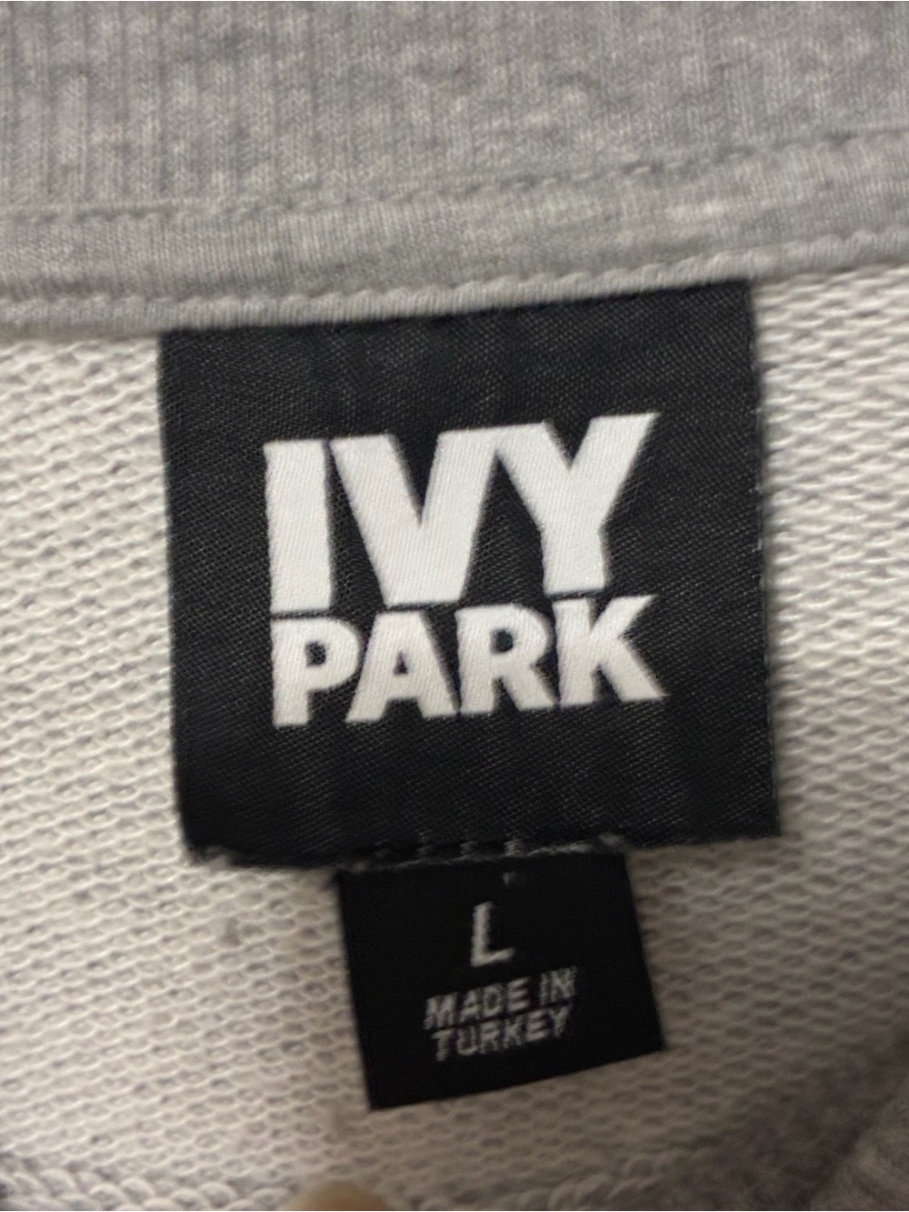 IVY PARK Gray Oversized Logo Crewneck Sweatshirt- Large - Picture 5 of 7